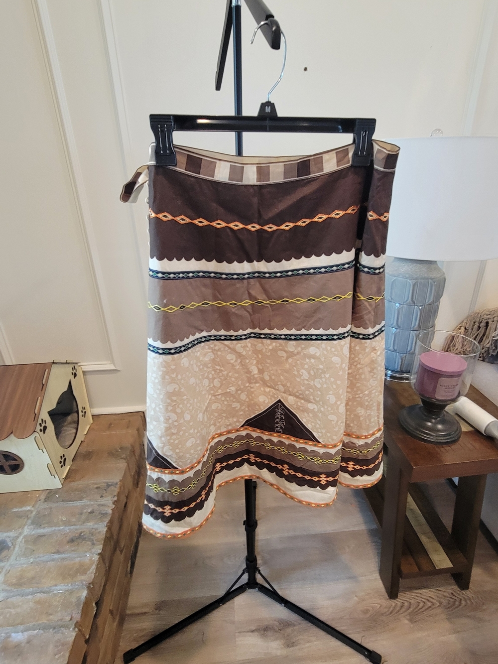 BCBGMaxAzria Earthy Brown and Cream Patterned Midi Skirt